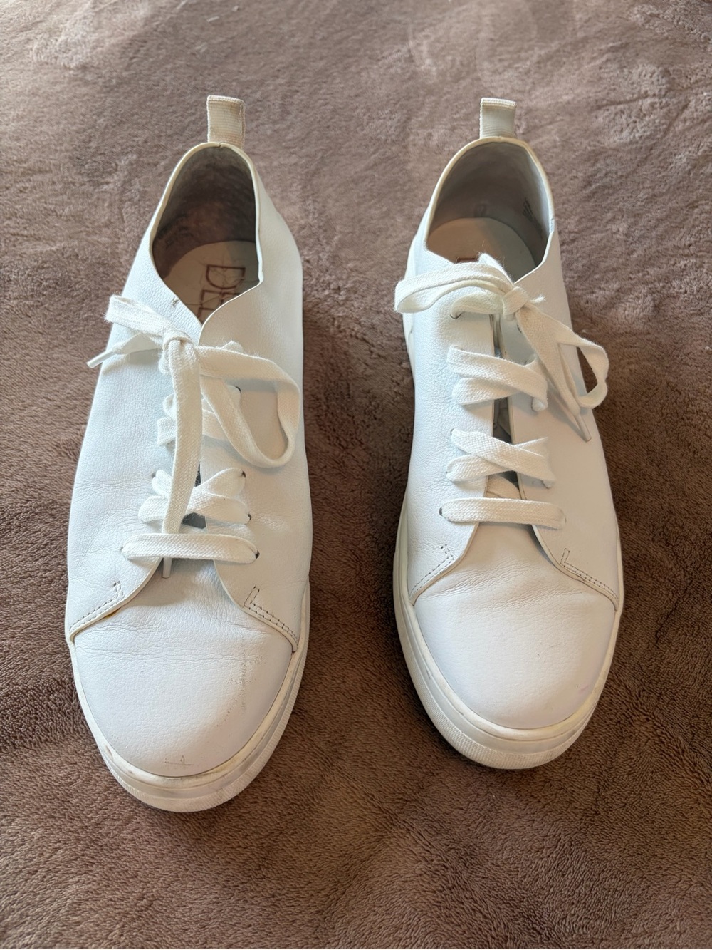 Deltan Women’s White Leather Low-Top Platform Sneakers